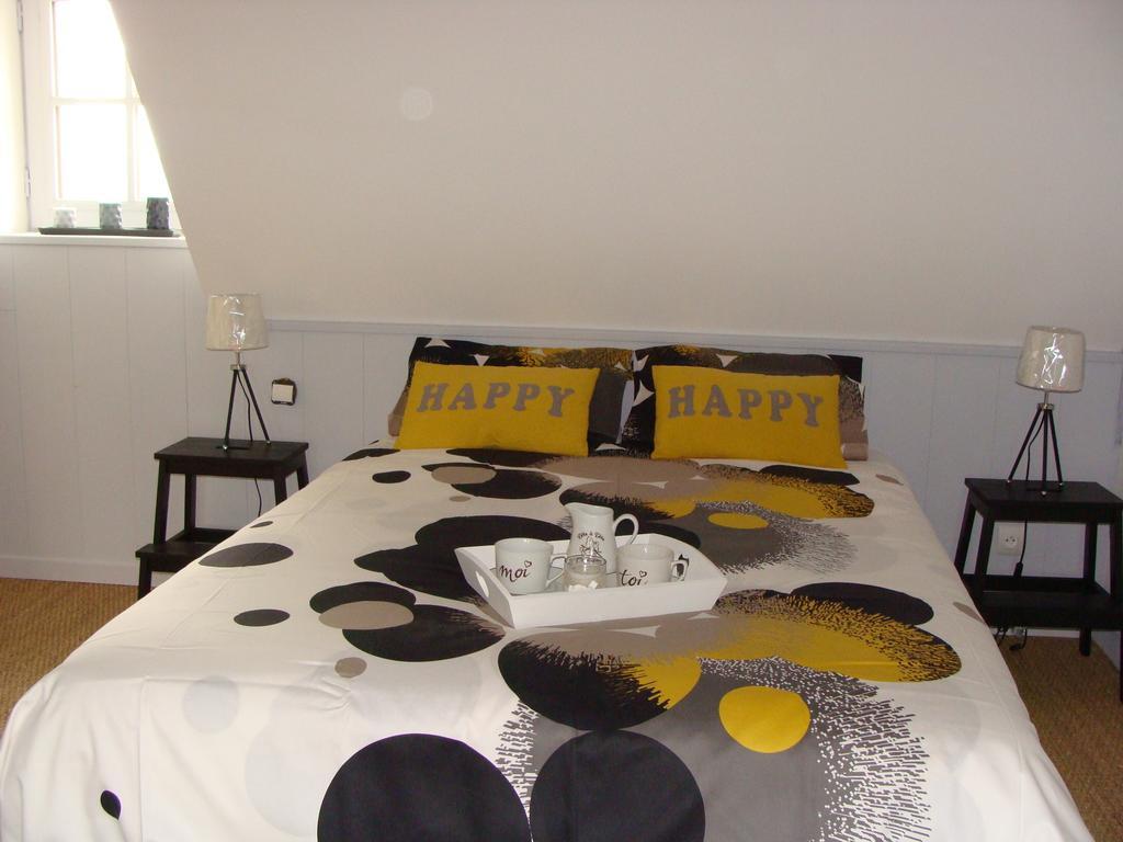Le Vieux Castel Bed and Breakfast Goustranville Camera foto