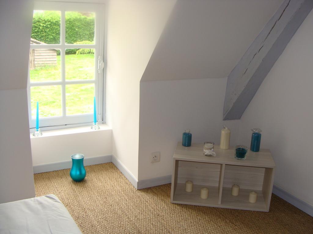 Le Vieux Castel Bed and Breakfast Goustranville Camera foto